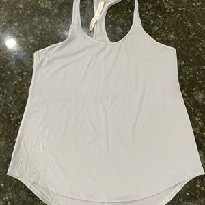 Lululemon womens tank top bundle of 2